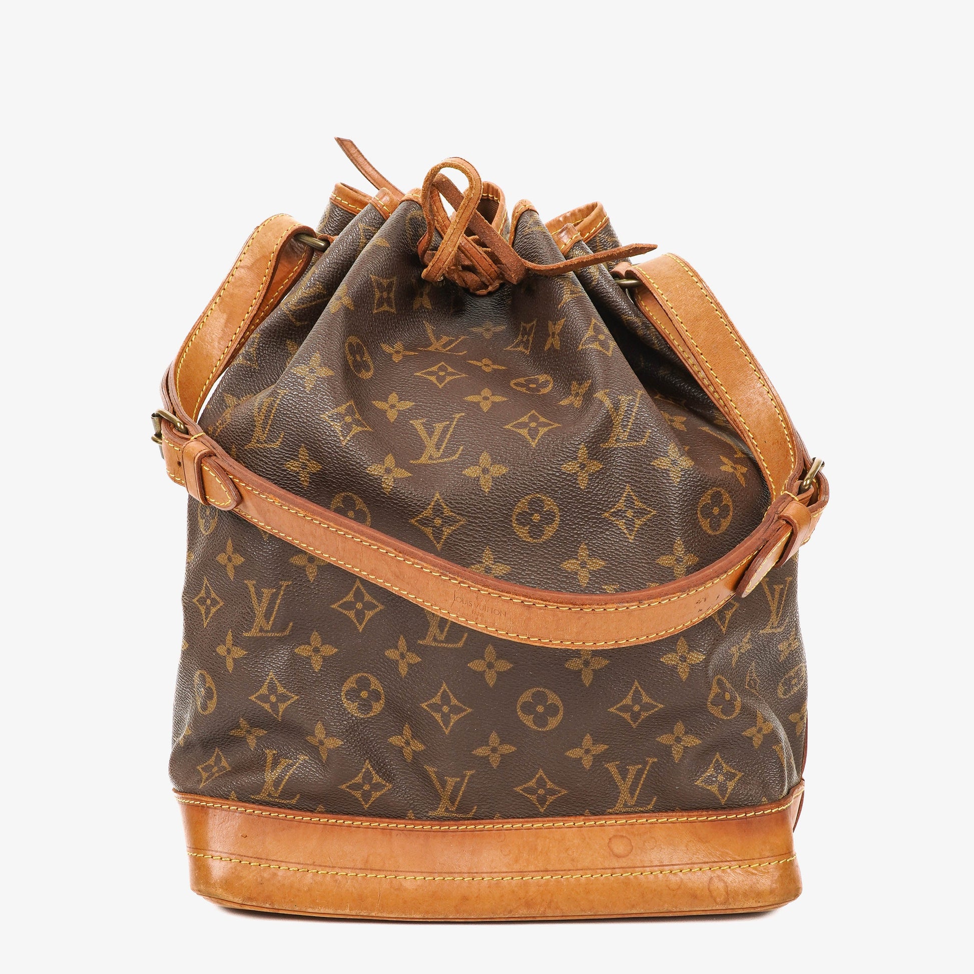 Louis Vuitton Noe Grande GM Monogram Canvas Shoulder Bag