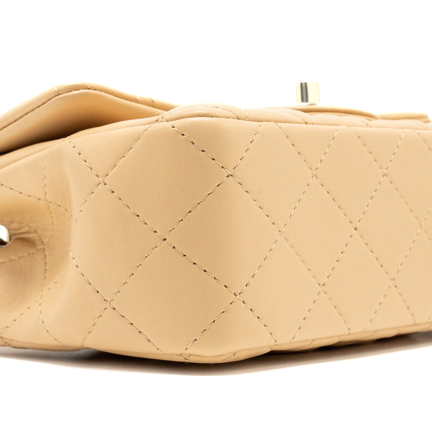 Chanel 22C mini rectangular flap bag lambskin beige L (microchip)