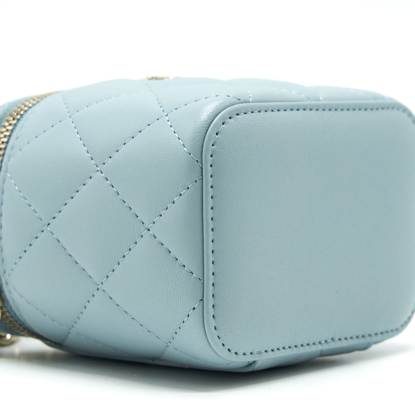 Chanel 22P Top Handle Mini Vanity With Chain Lambskin NG752 Light Blue L