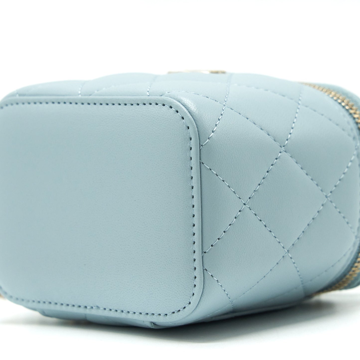 Chanel 22P Top Handle Mini Vanity With Chain Lambskin NG752 Light Blue L