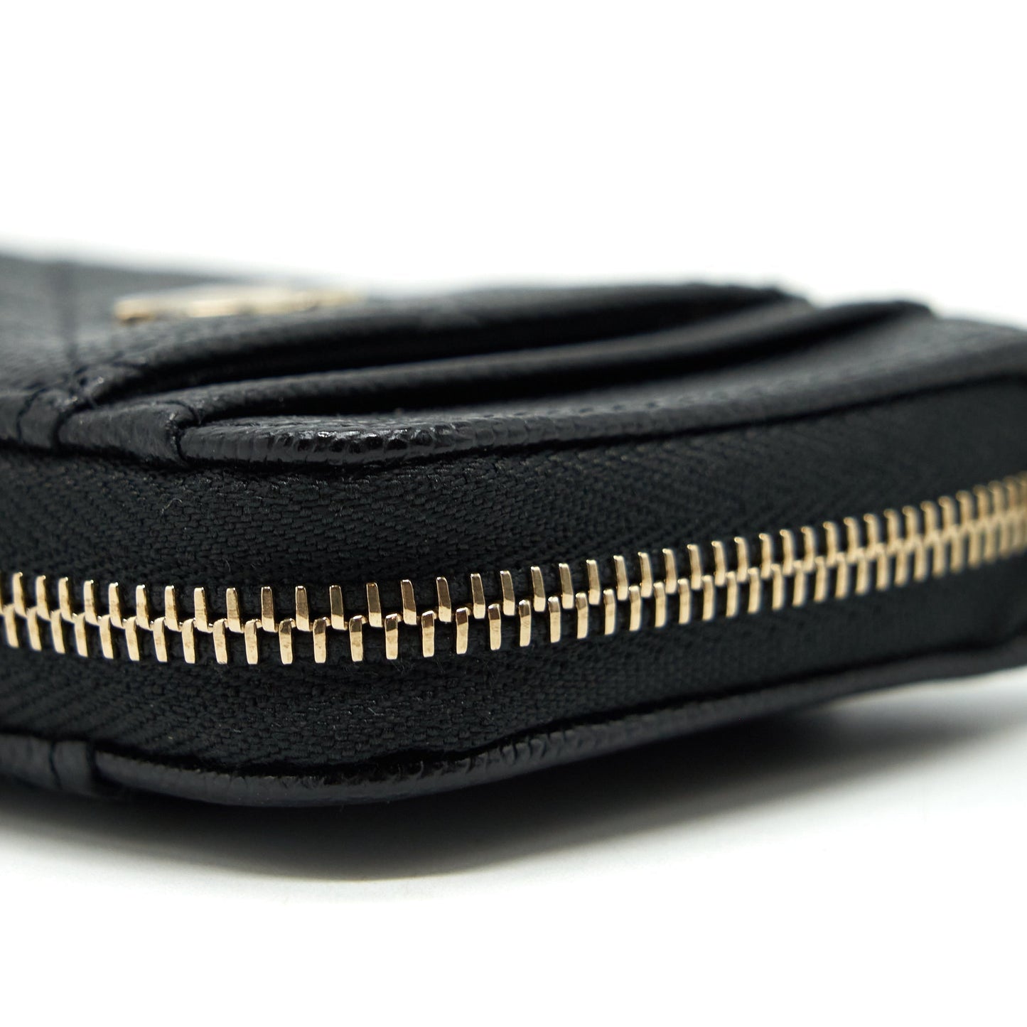 Chanel 22P Zip Card Holder Caviar Black L