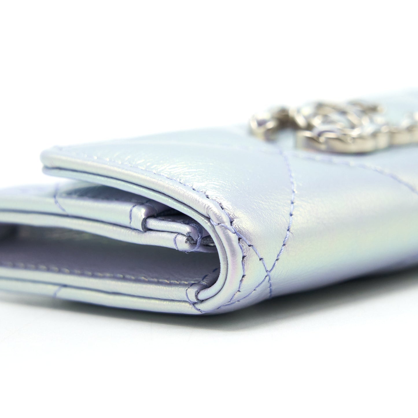 Chanel 19 Flap Card Holder Calfskin Iridescent Light Purple