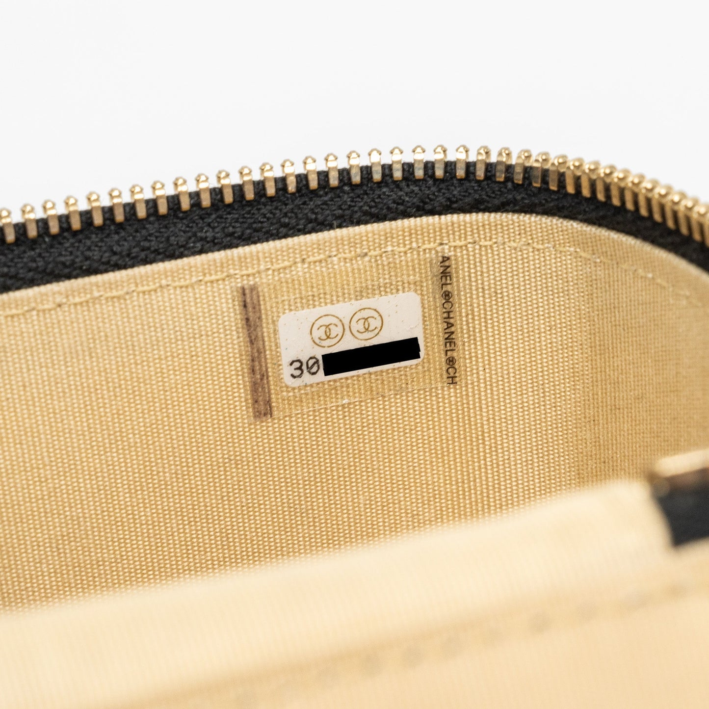 Chanel Pearl Crush mini vanity with chain lambskin black with