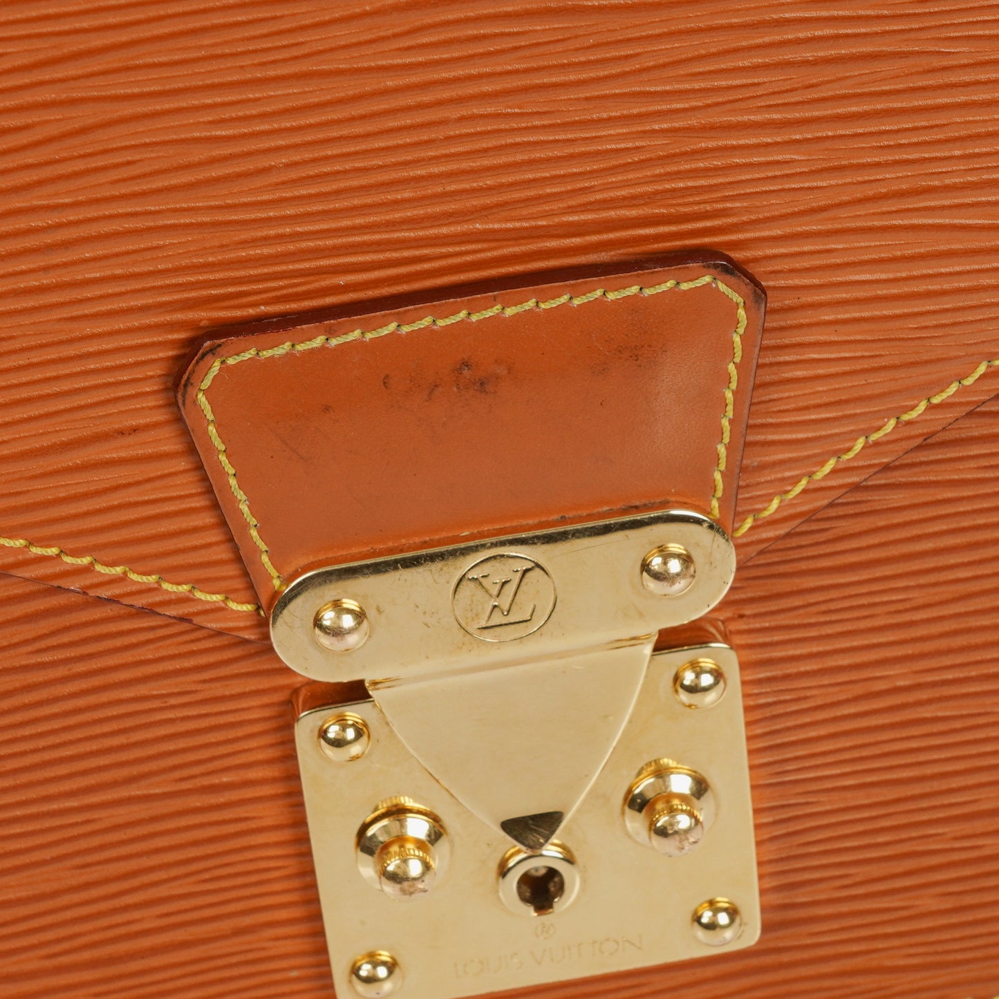 Louis Vuitton Pochette Sellier Dragonne Cognac Epi Clutch