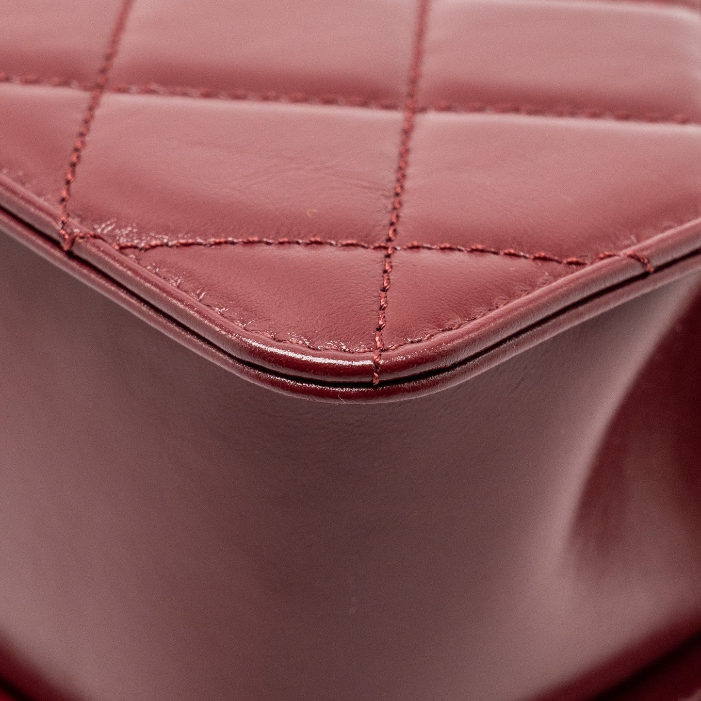 Chanel Gold Crush mini Flap bag Calfskin Red  (microchip)