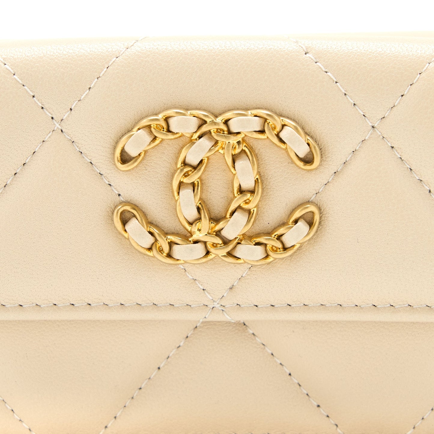 Chanel 19 Flap Compact Wallet Lambskin Beige