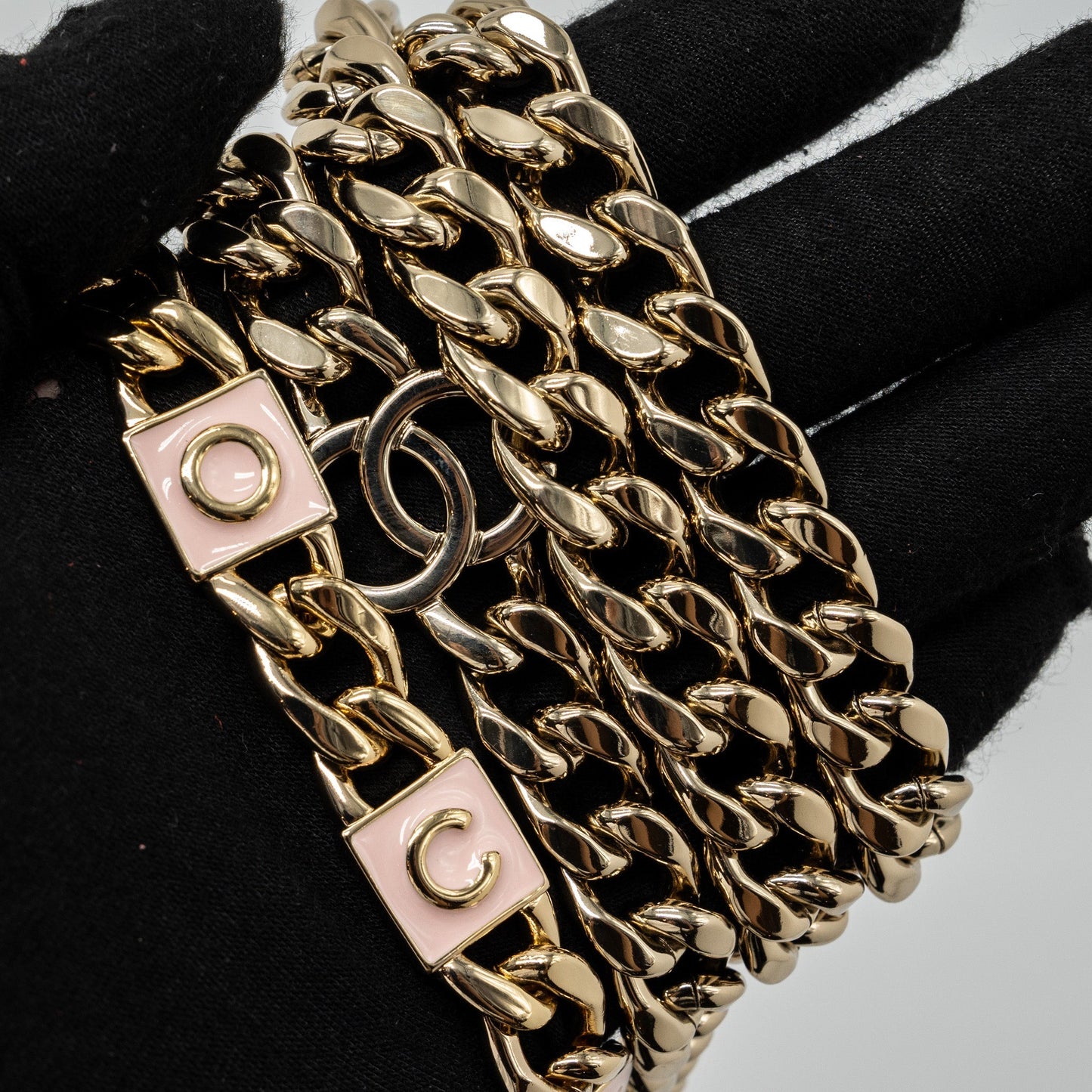 Chanel mini vanity with giant chain lambskin light pink L