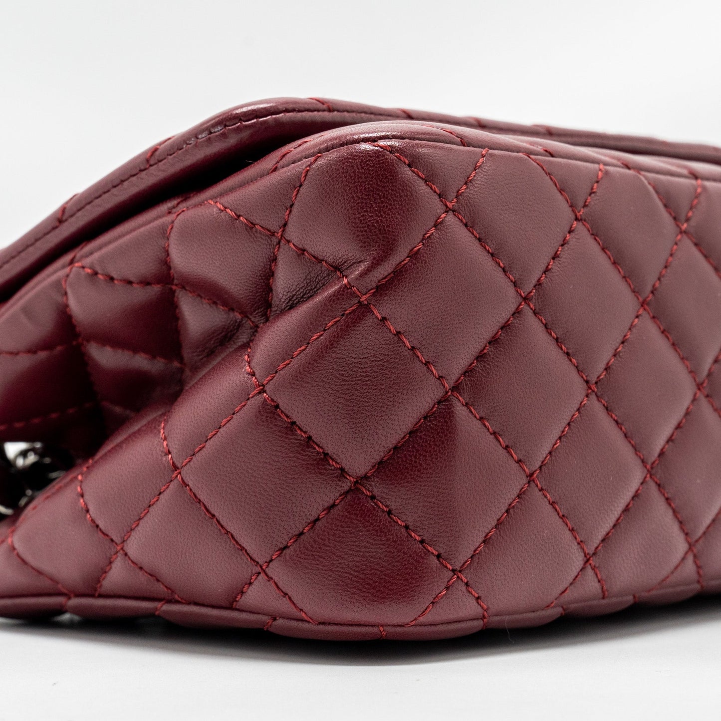 Chanel Chevron Flap bag Lambskin dark red