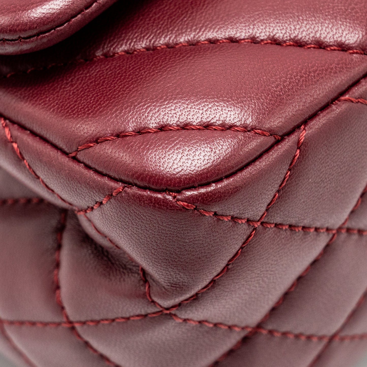 Chanel Chevron Flap bag Lambskin dark red