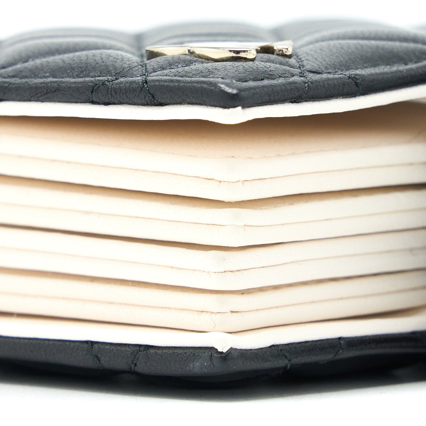 Chanel 22B Mini Book Card Holder Lambskin Black L (Microchip)