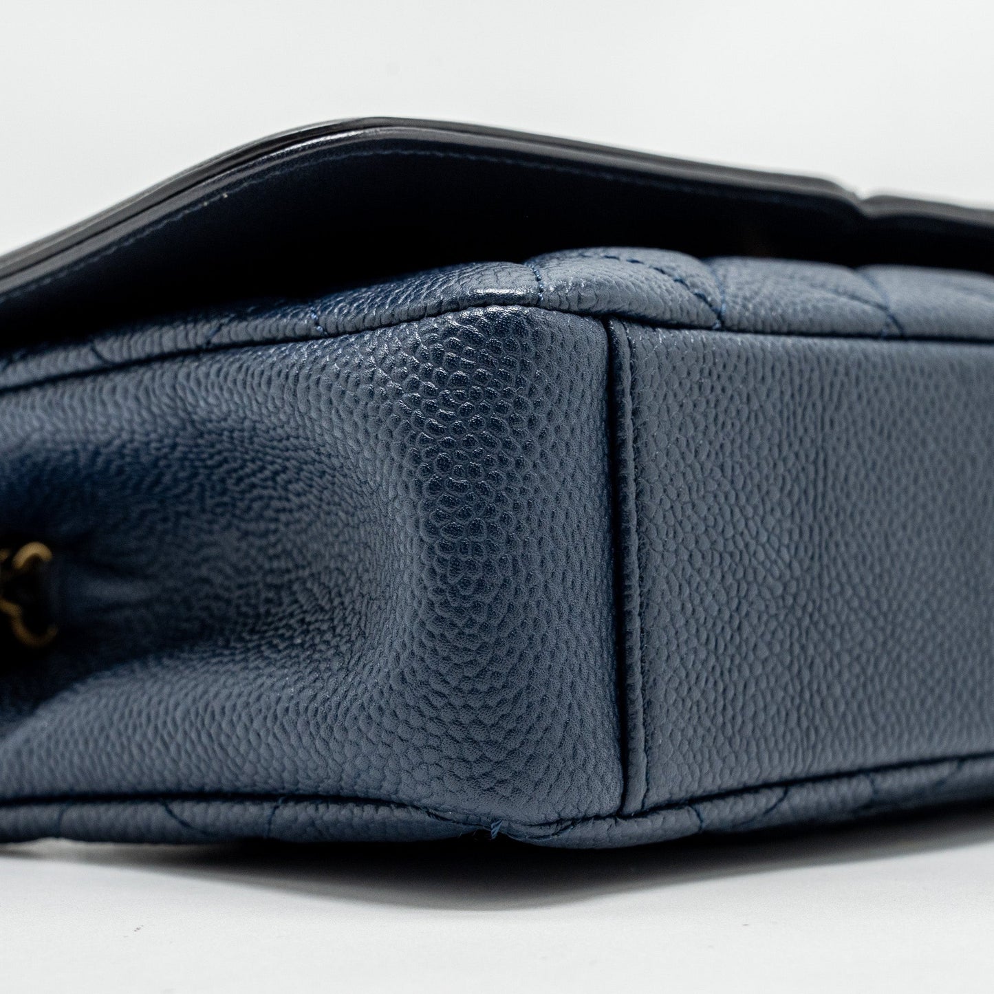 Chanel Filigree flap bag Caviar Navy/black