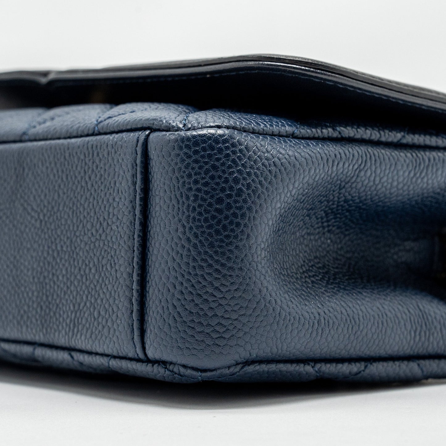 Chanel Filigree flap bag Caviar Navy/black