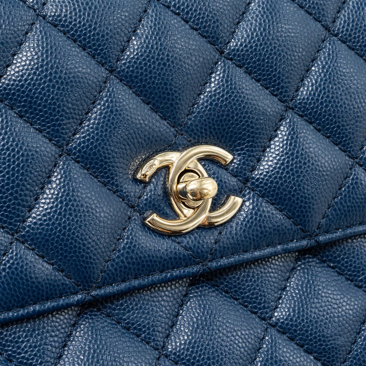 Chanel Small Coco Handle With Lizard Embossed Handle Caviar Navy L(microchip)