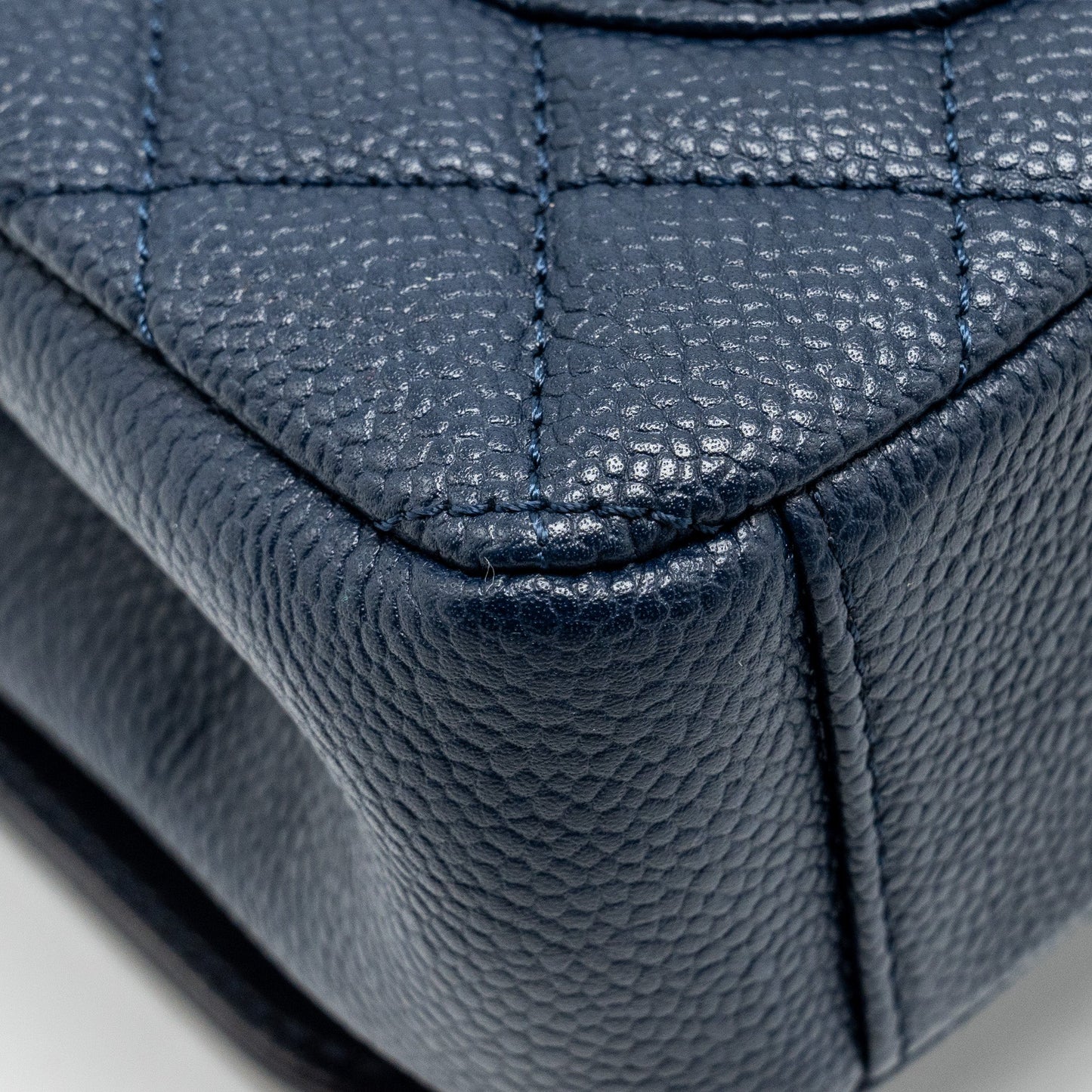 Chanel Filigree flap bag Caviar Navy/black
