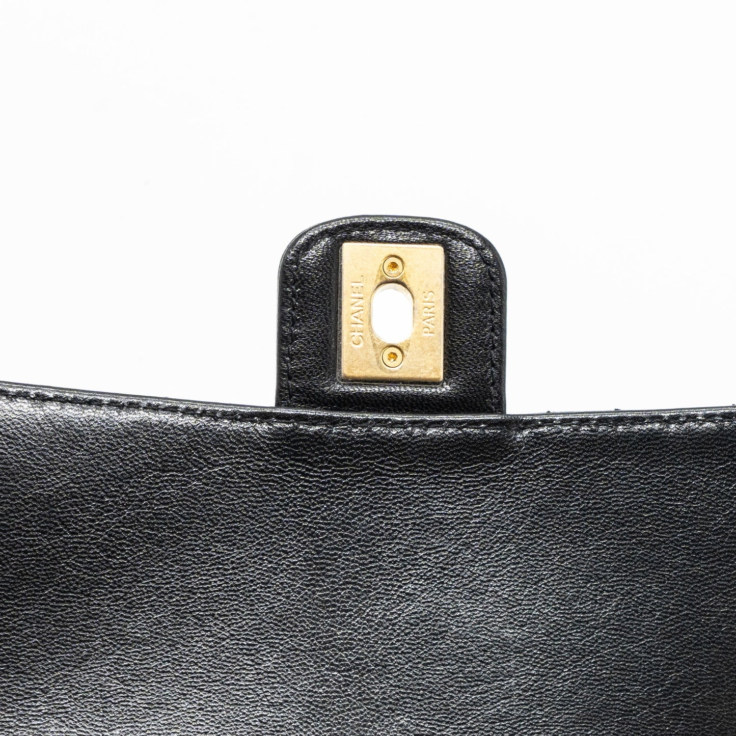 Chanel 22K retro new square large flap bag goatskin black  (microchip)