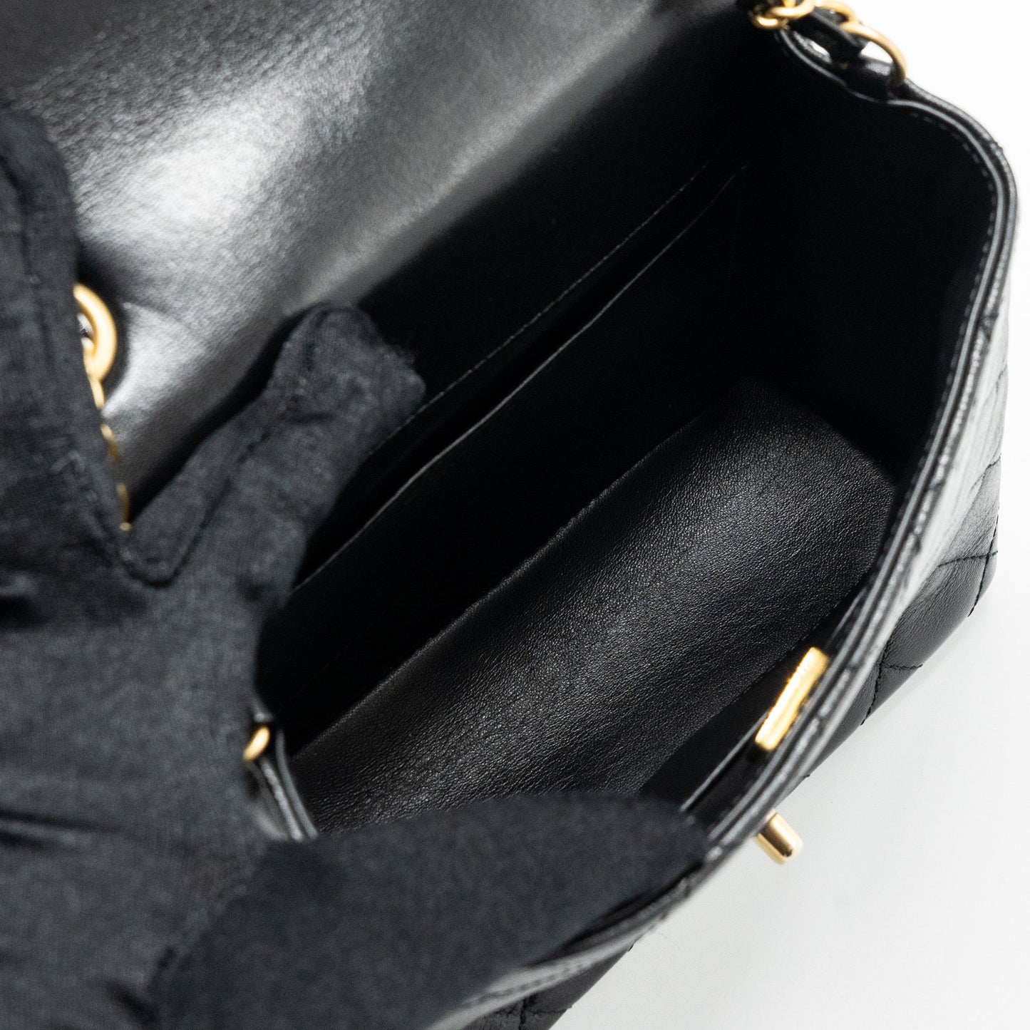 Chanel 22K retro new square large flap bag goatskin black  (microchip)