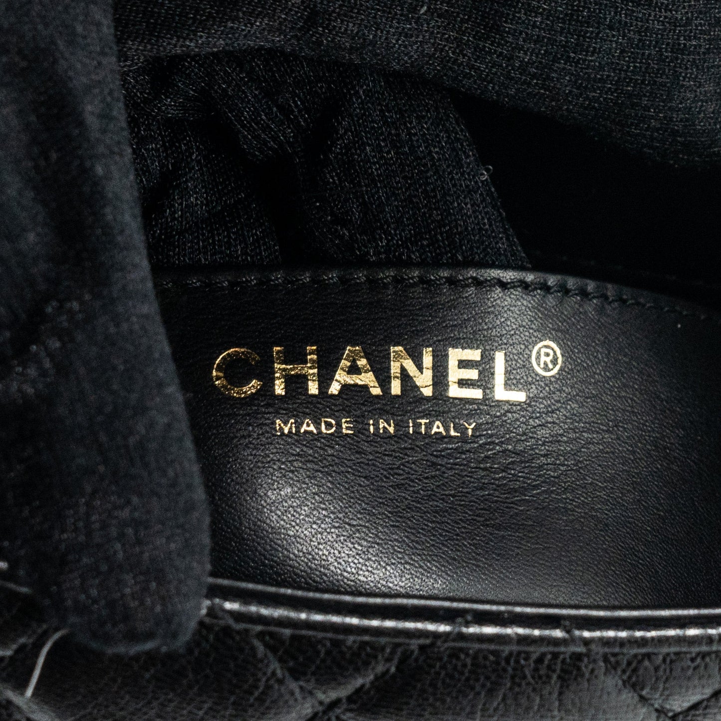 Chanel 22K retro new square large flap bag goatskin black  (microchip)