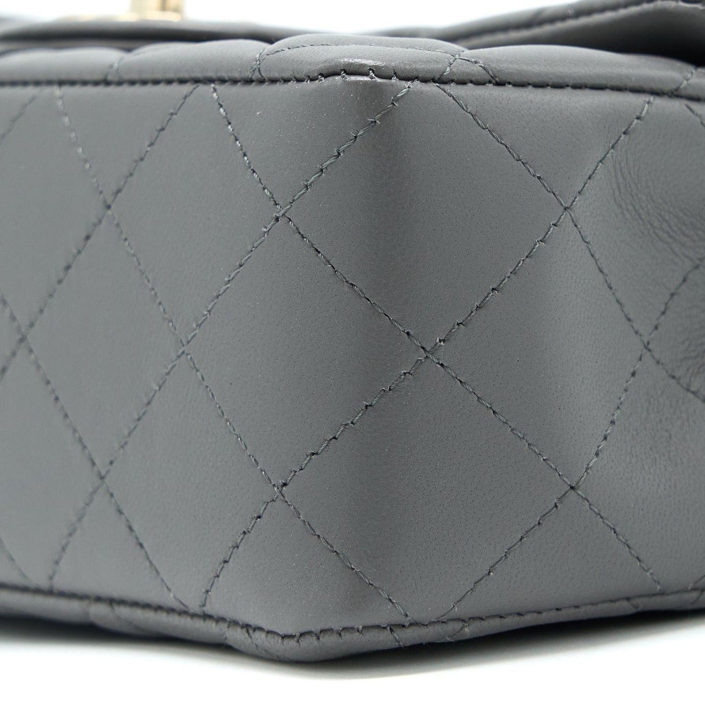 Chanel 22A Mini Rectangular Flap Bag Lambskin Grey L (Microchip)