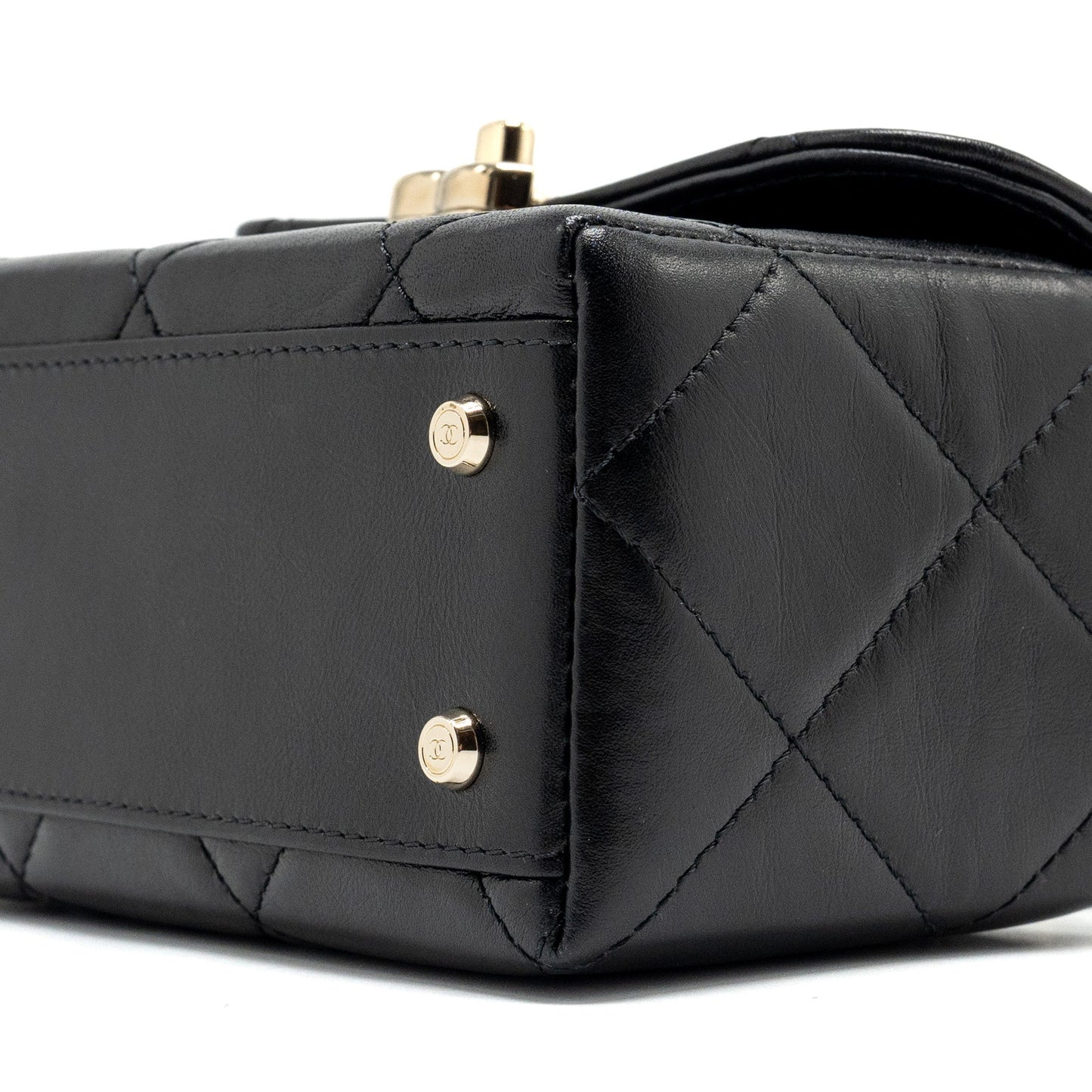 Chanel 23k top handle vanity bag shiny calfskin black  (microchip)