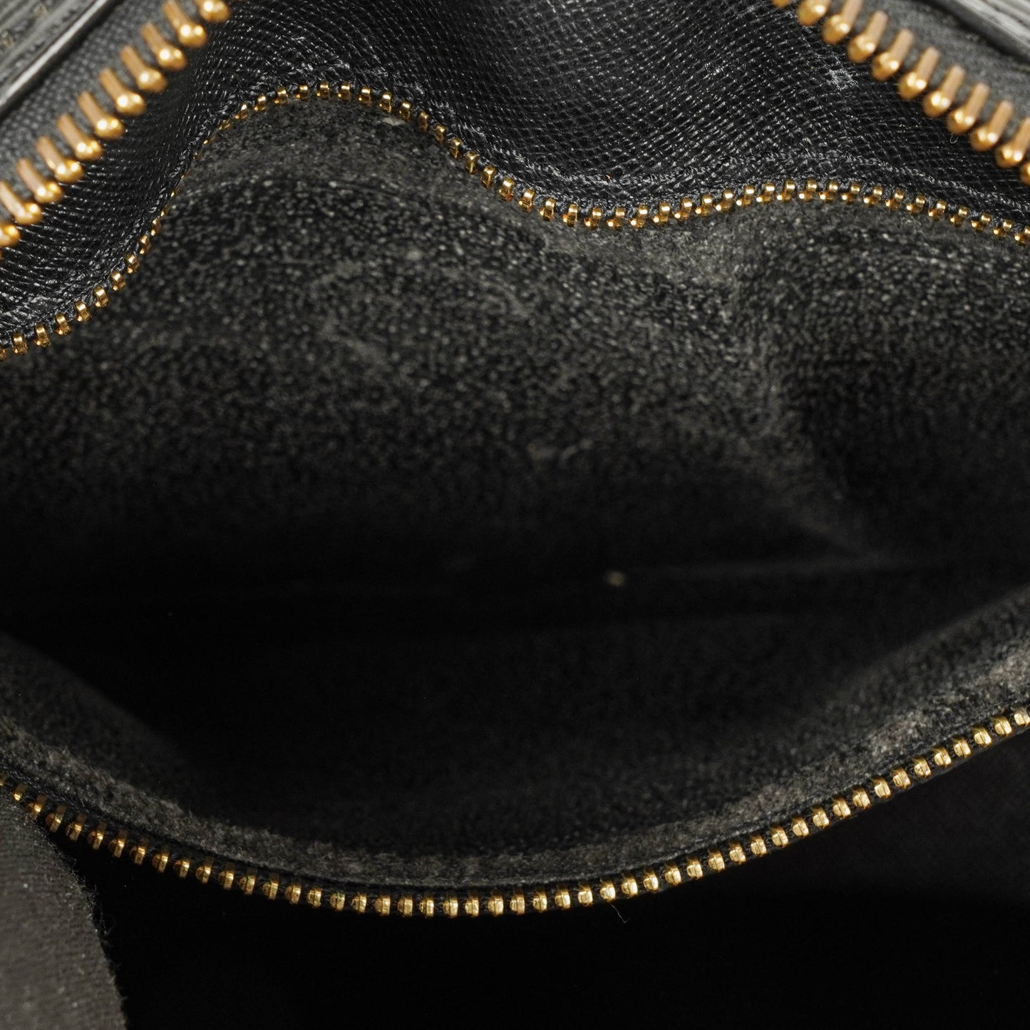 Louis Vuitton Jeune Fille MM Black EPI Leather Shoulder/Crossbody Bag