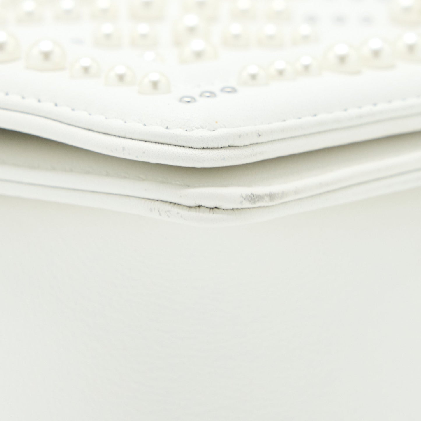 Chanel Medium Boy Bag Chevron Limited Lambskin With Pearl White