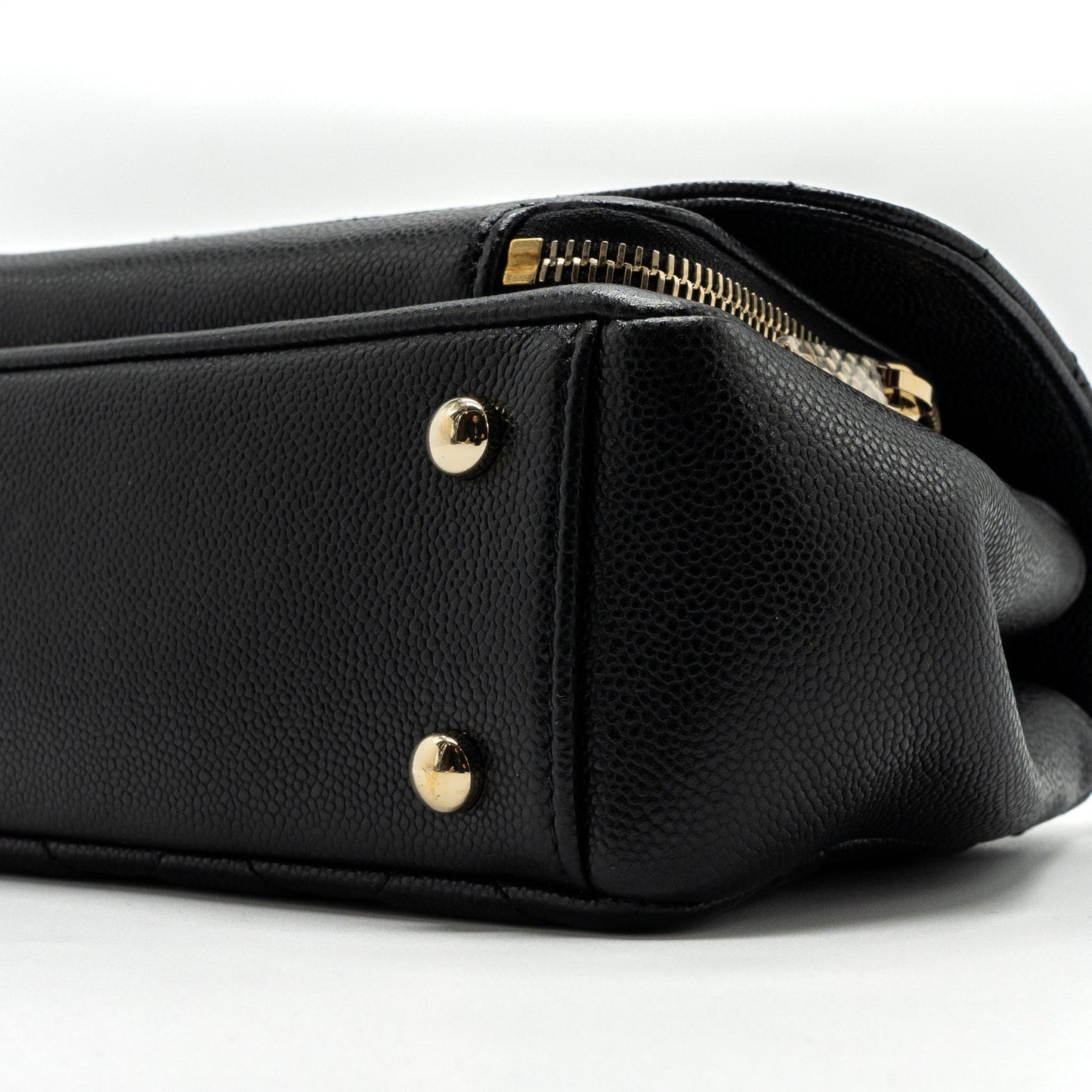 Chanel small business affinity caviar black L (microchip)