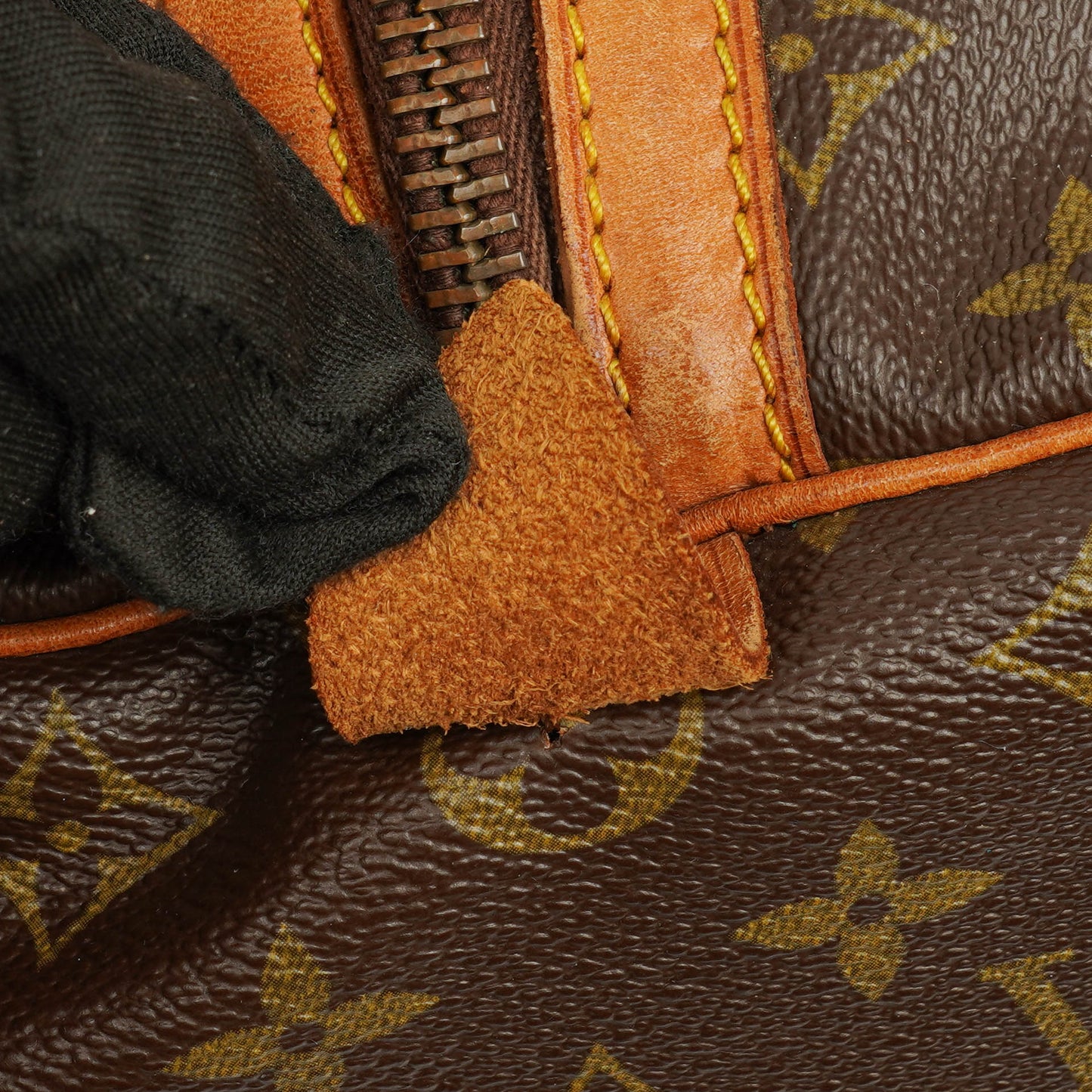 Louis Vuitton Sac Souple 45 Monogram Canvas Travel Bag