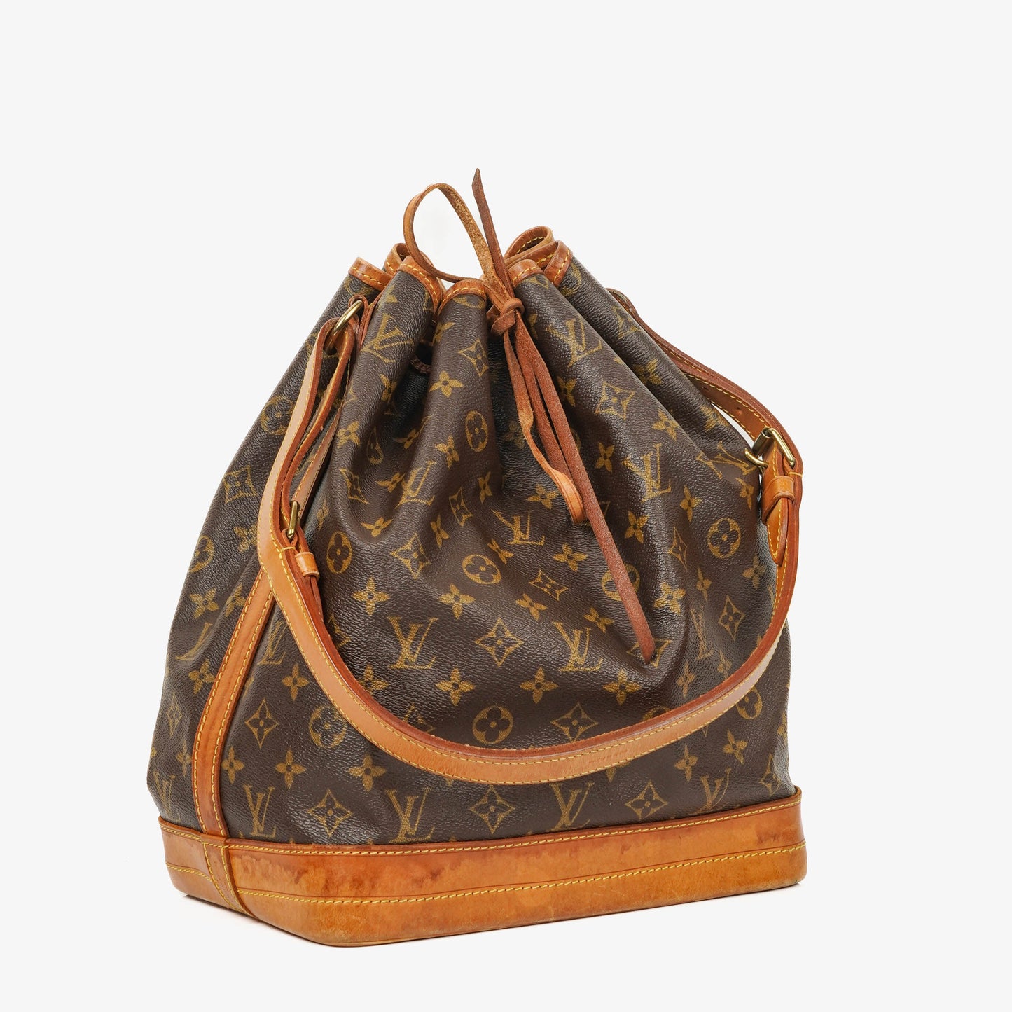 Louis Vuitton Noe Grande GM Monogram Canvas Shoulder Bag