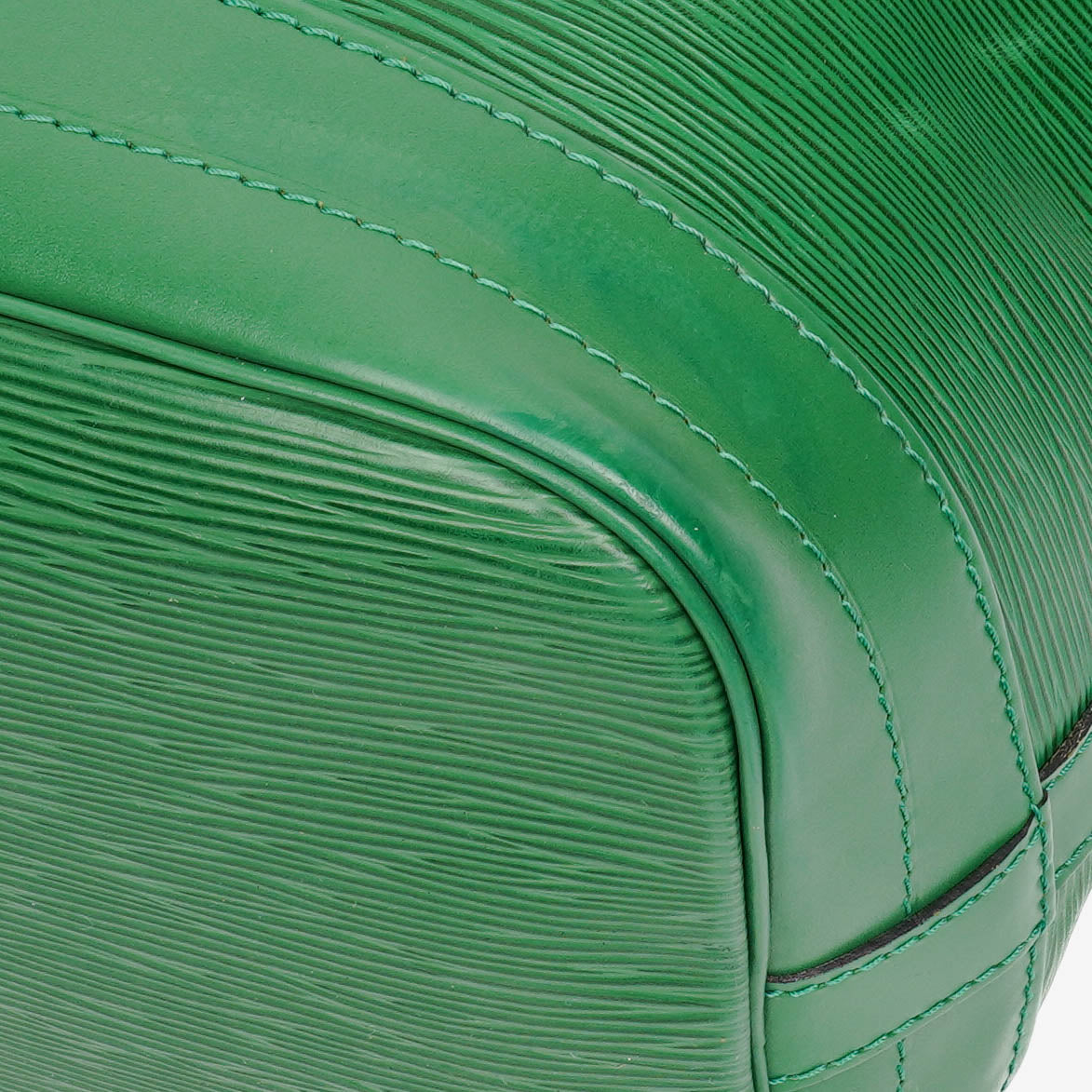 Louis Vuitton Noe Grande GM Green Epi Leather Shoulder Bag