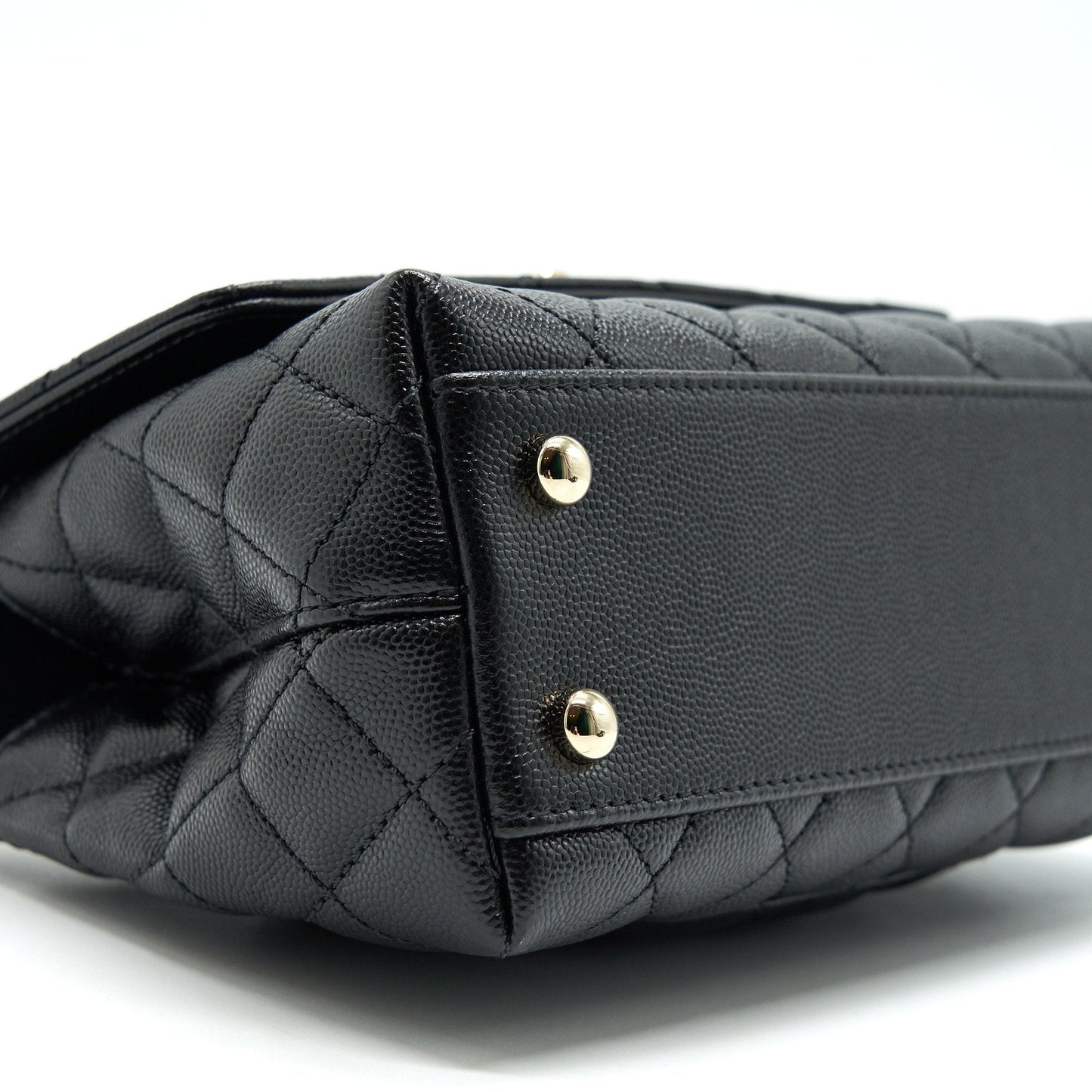 Chanel 21K Small Coco Handle 24cm Caviar Black L
