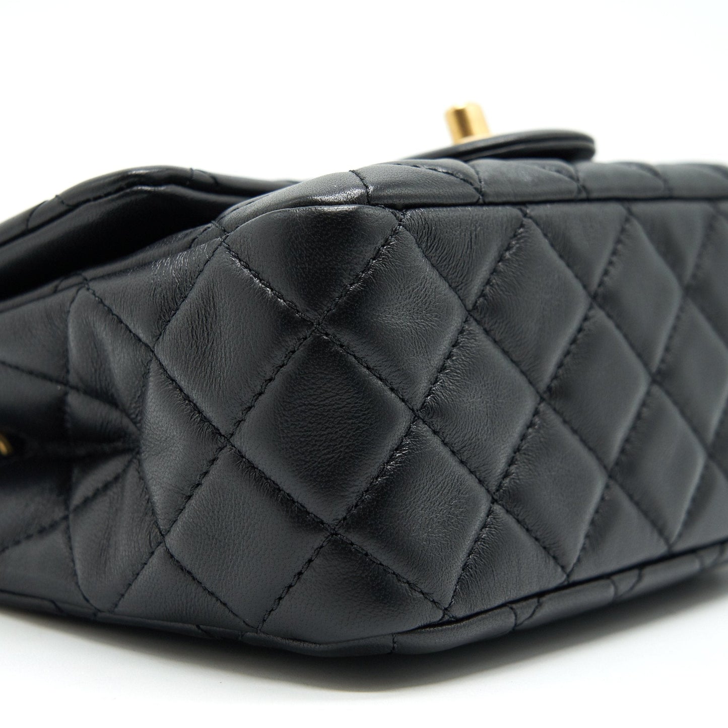 Chanel 21B Pearl Crush Mini Square Flap Bag Black
