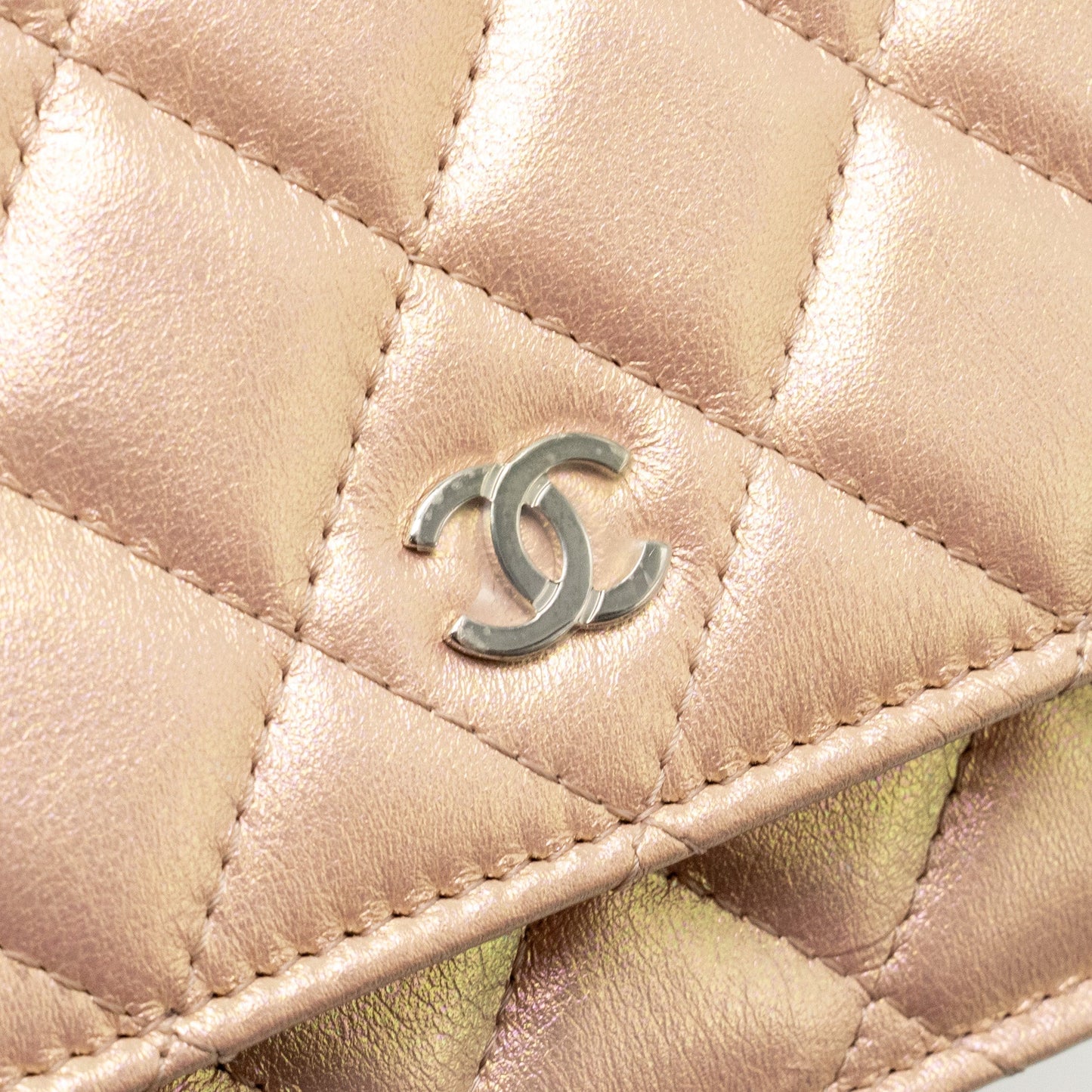 Chanel Classic Wallet on Chain Lambskin Iridescent Pink  (Microchip)