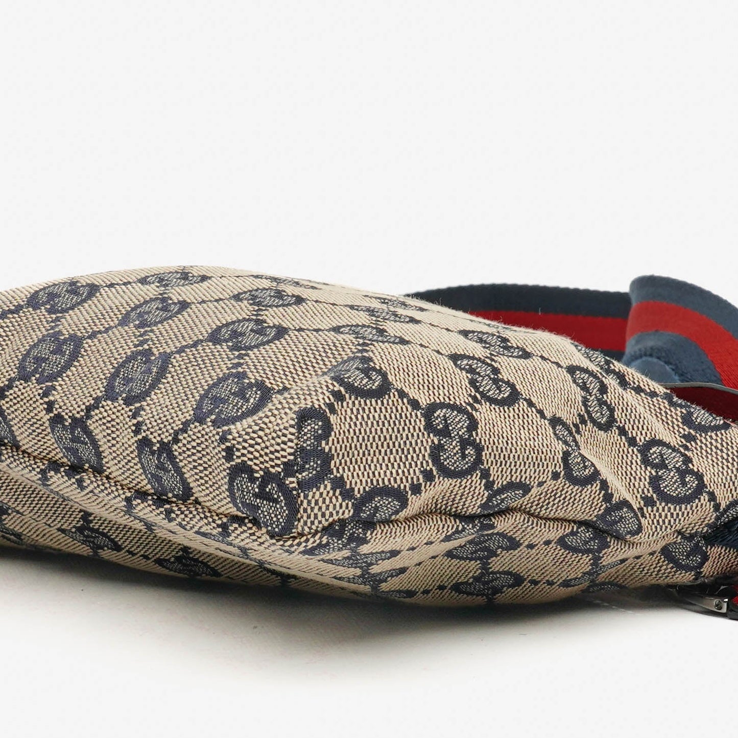 Gucci GG Multicolour Beige/Navy Monogram Canvas Belt Bag