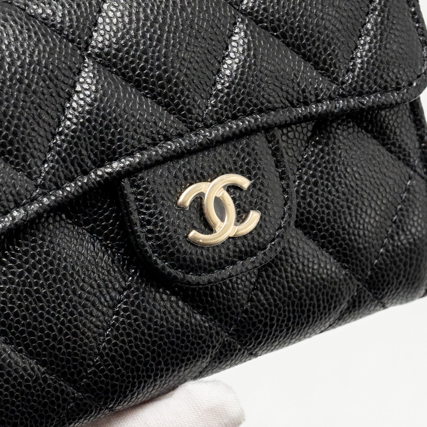 Chanel Classic Flap Card Holder Caviar Black L (Microchip)