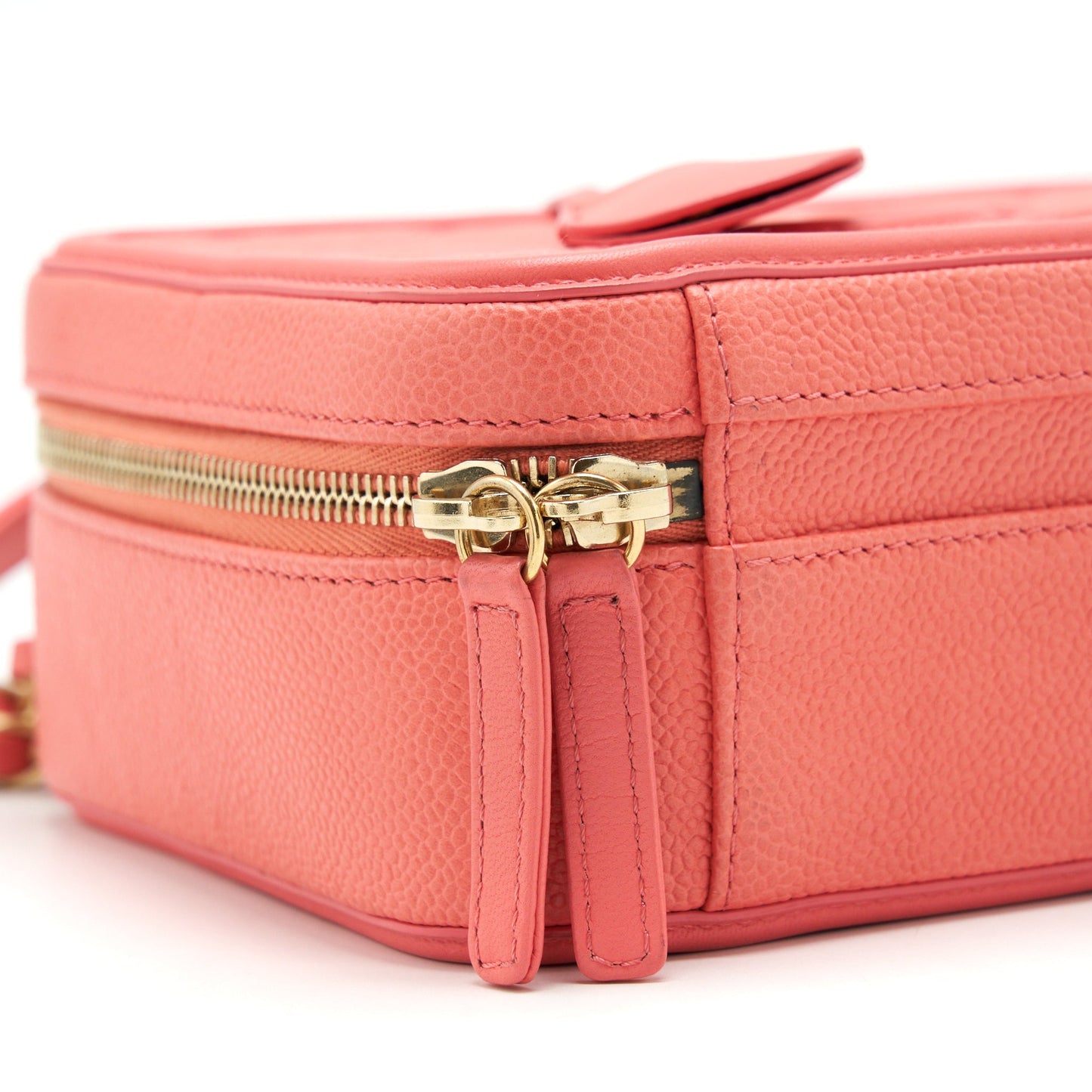 Chanel Vanity Case Medium Caviar Pink