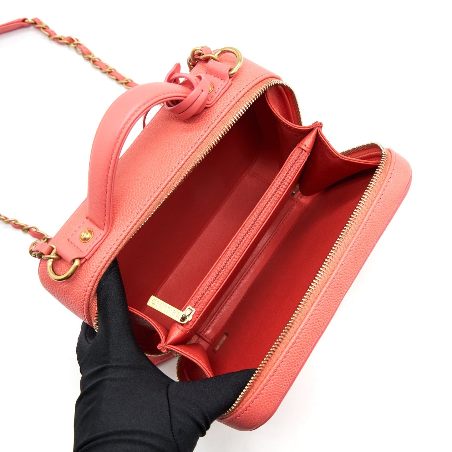 Chanel Vanity Case Medium Caviar Pink