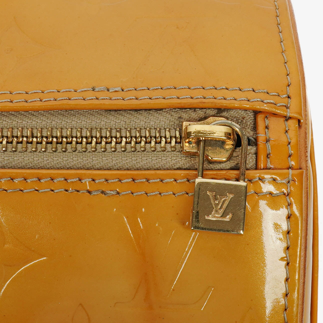 Louis Vuitton Papillon 30 Bedford Monogram Vernis Leather Bag
