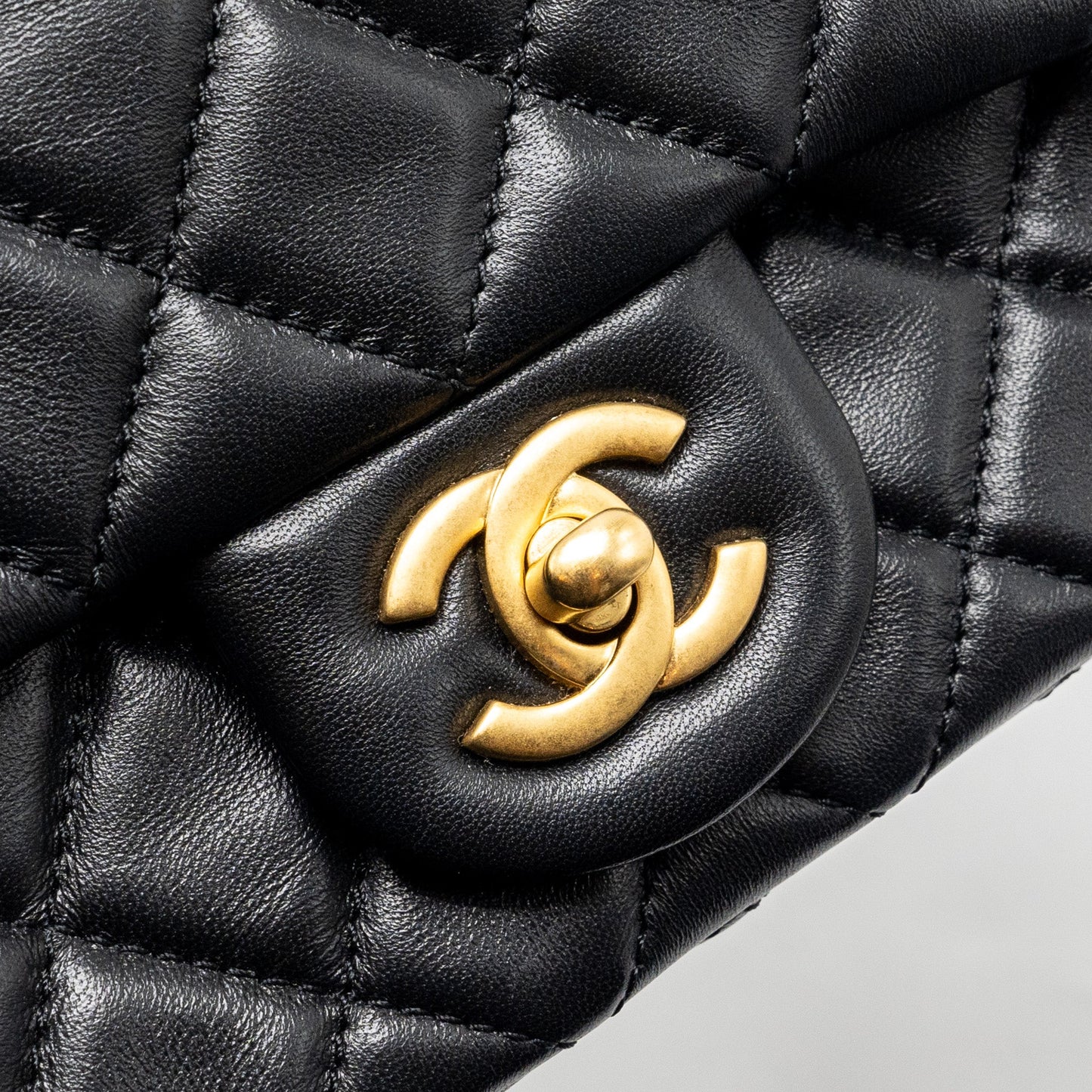 Chanel Pearl Crush Mini Square Flap Bag Lambskin BLACK  (Microchip)