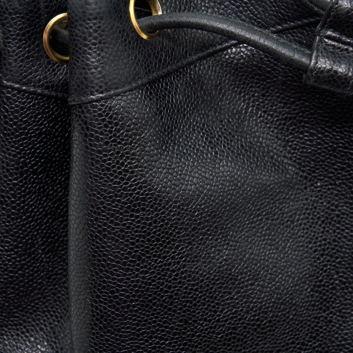 Chanel  Bucket Bag Caviar Black