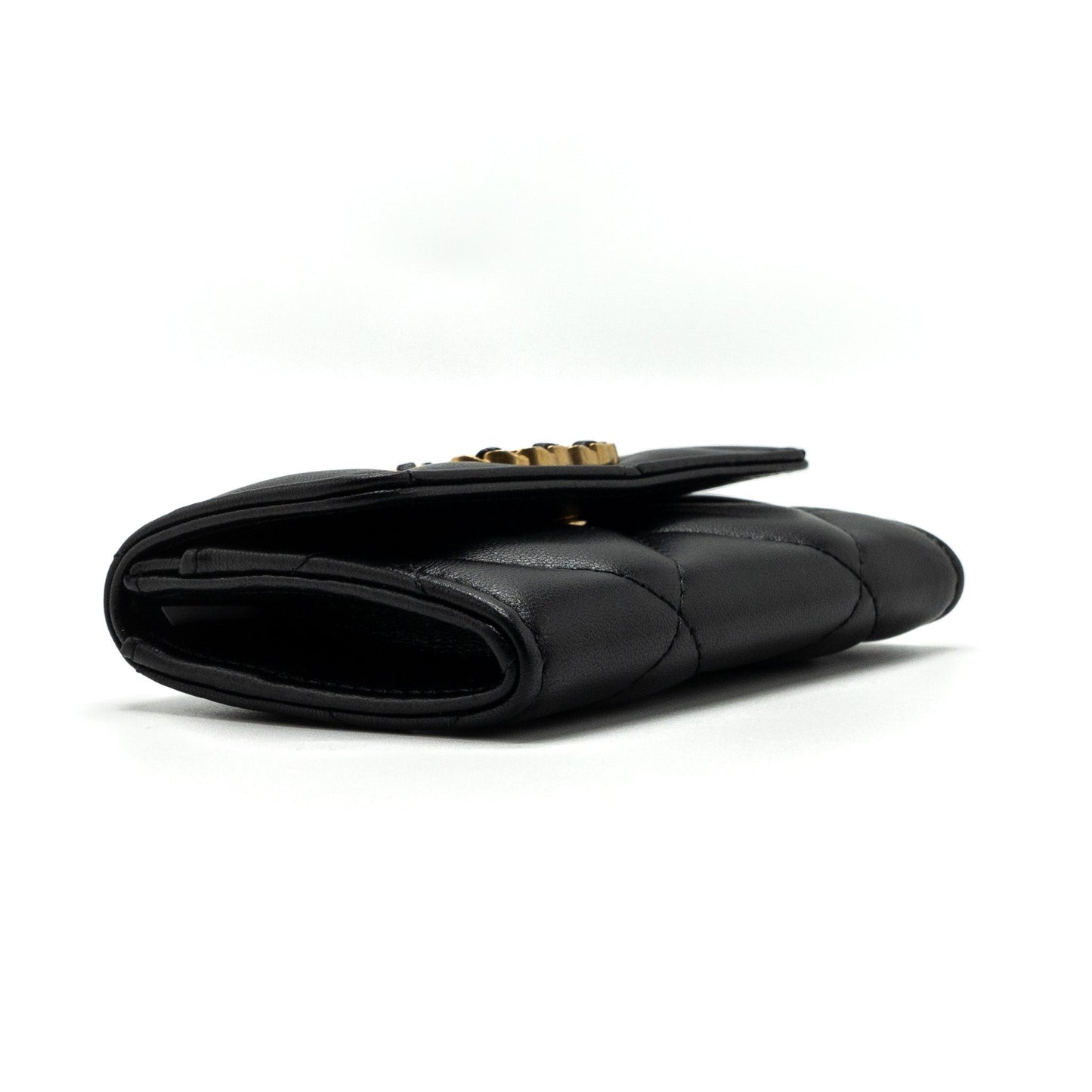 Chanel 19 flap card holder lambskin black  (microchip)