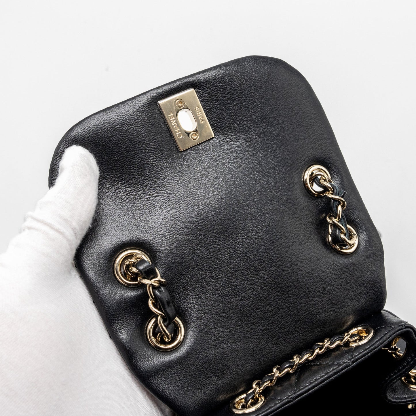 Chanel mini Duma backpack Lambskin black L (microchip)