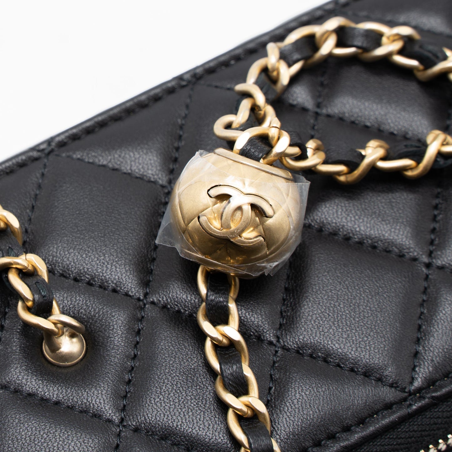 Chanel 23C Pearl Crush Long Vanity Lambskin Black Brushed  (Microchip)