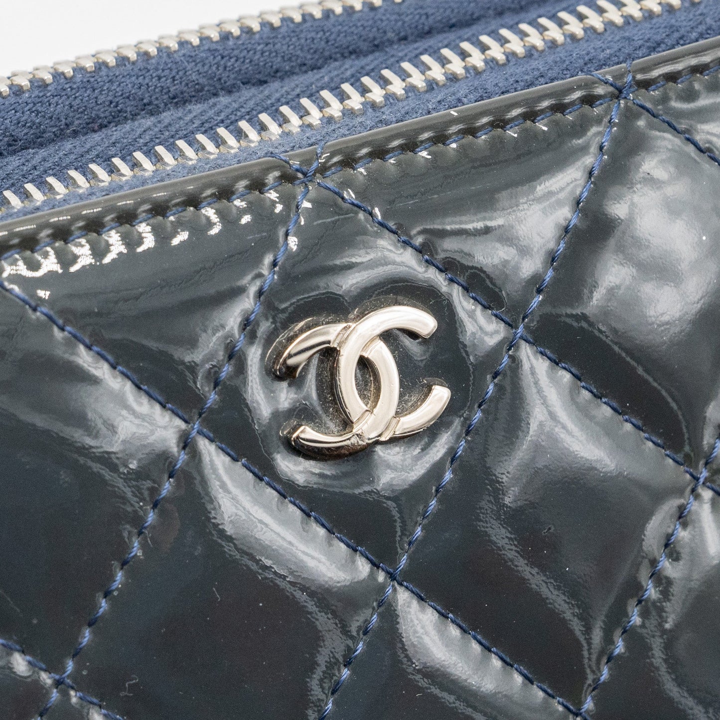 Chanel double Zip Wallet patent navy