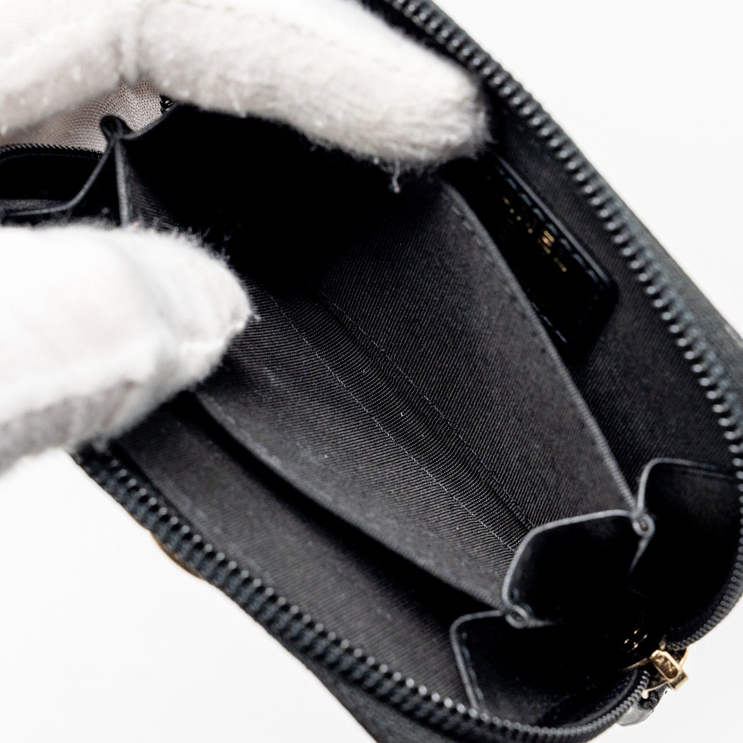 Chanel boy zip card holder caviar black