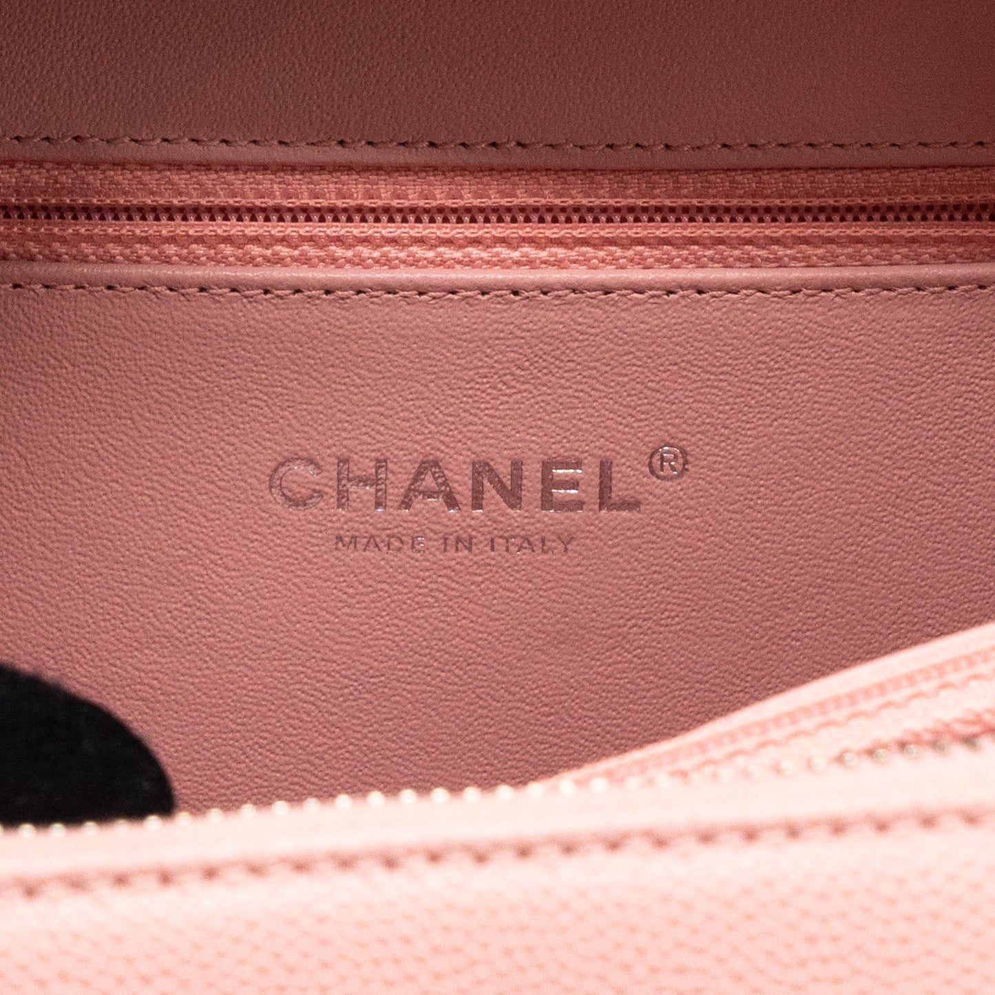 Chanel Medium Filigree Vanity Case Caviar Pink Multicolour