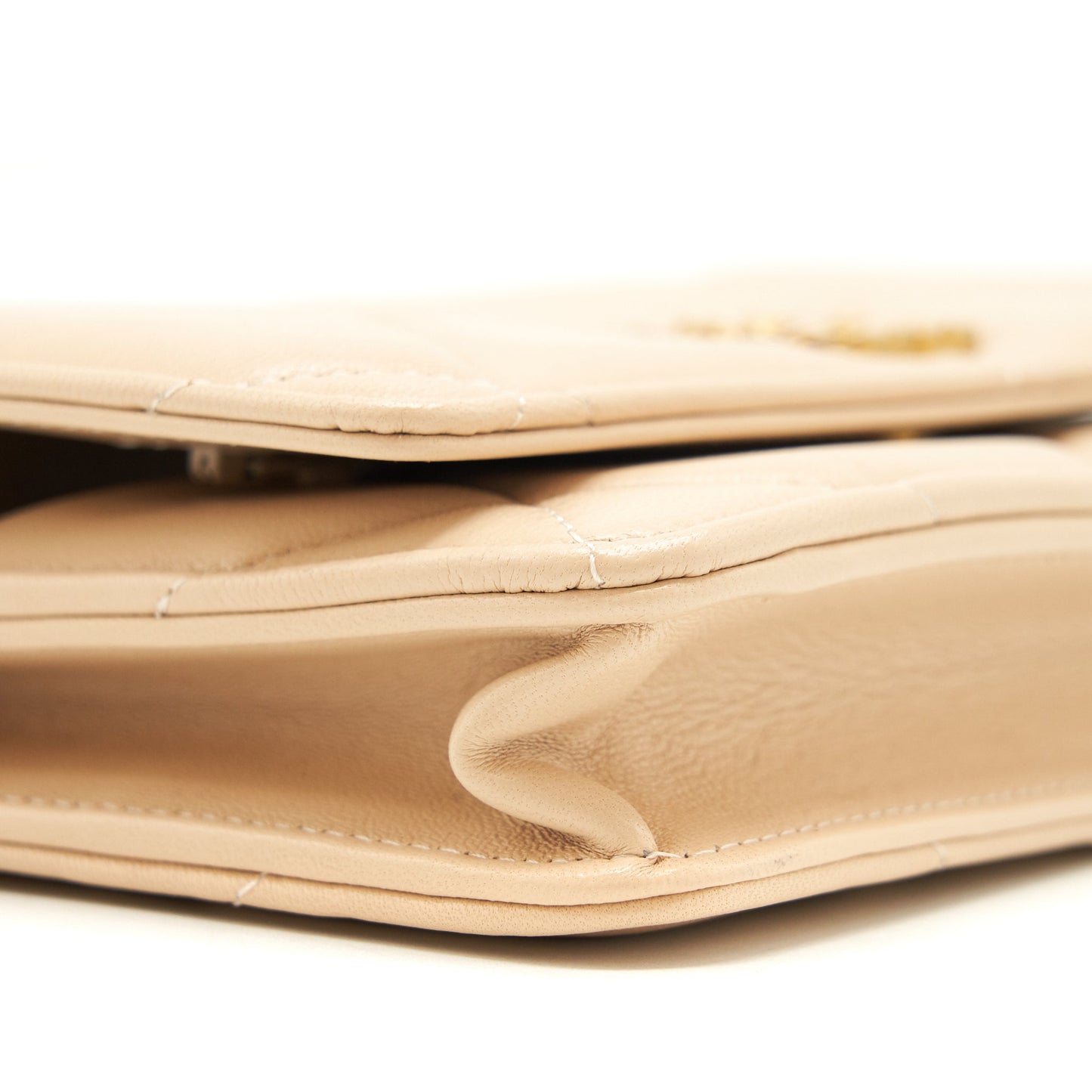 Chanel 19 wallet on chain lambskin beige