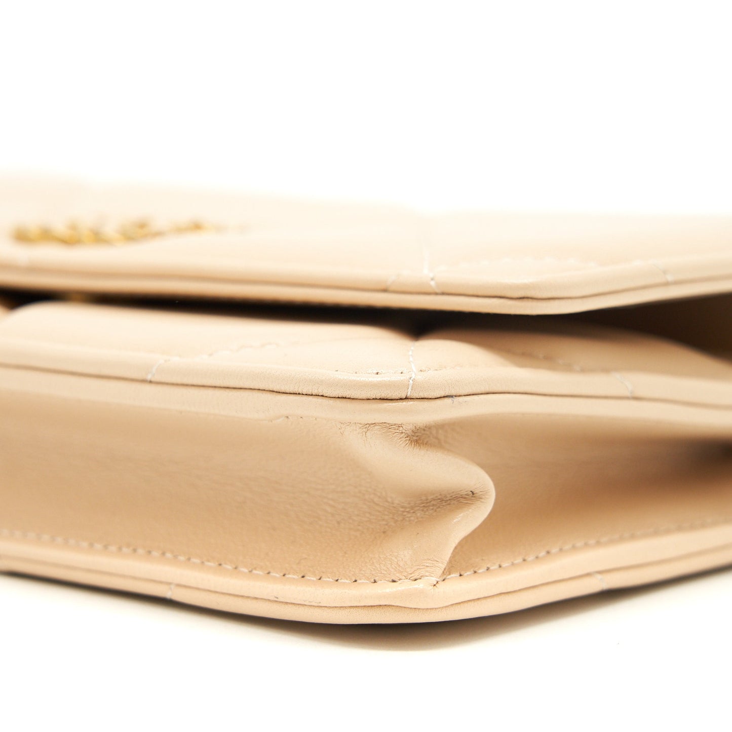 Chanel 19 wallet on chain lambskin beige