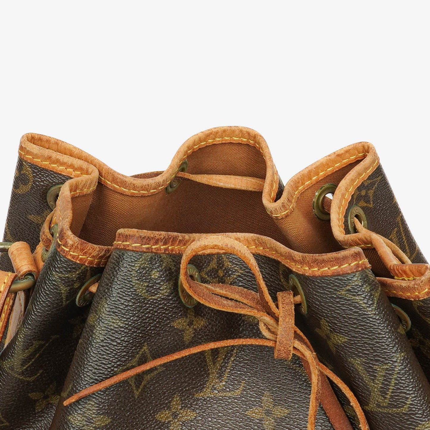 Louis Vuitton Noe GM Monogram Canvas Shoulder Bag