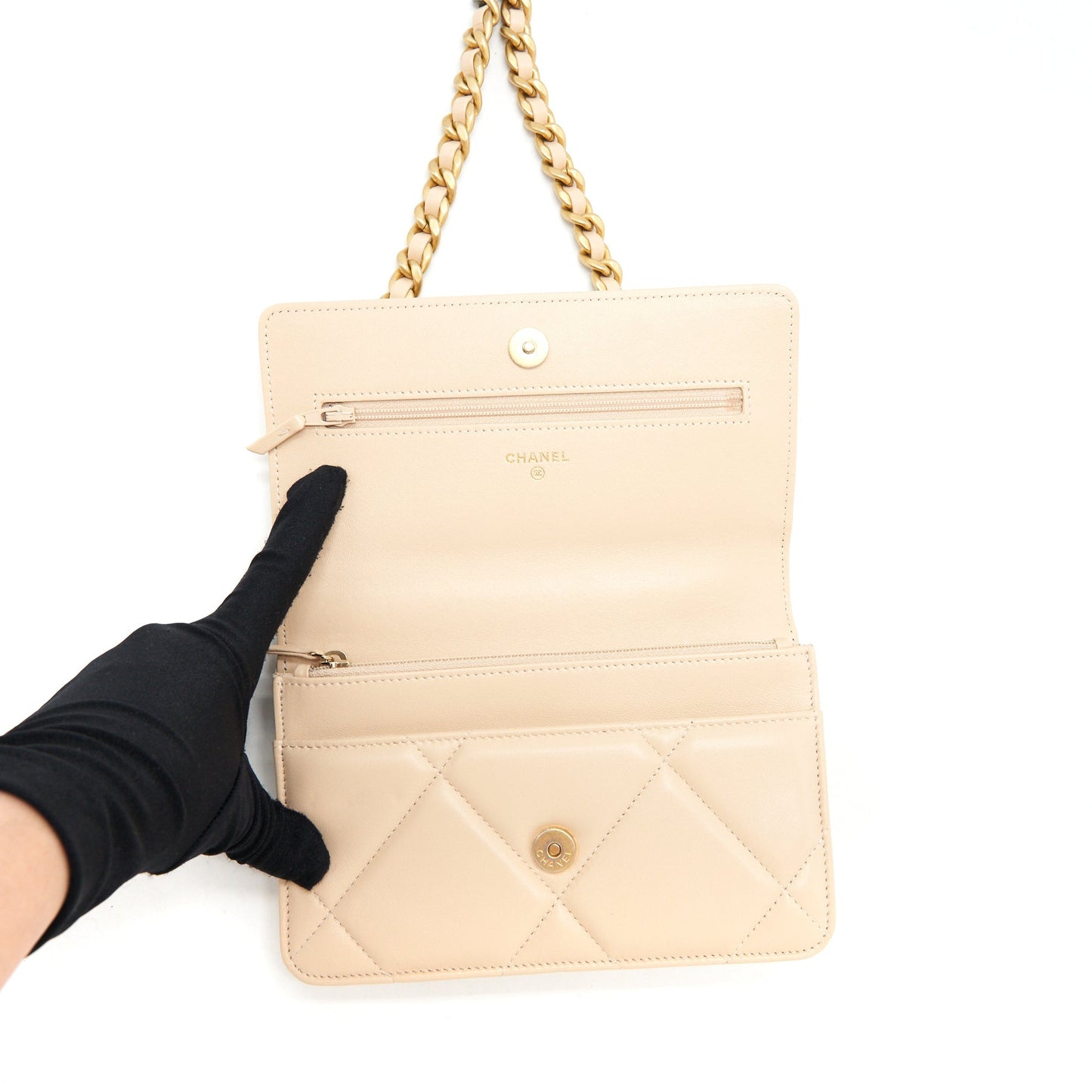 Chanel 19 wallet on chain lambskin beige