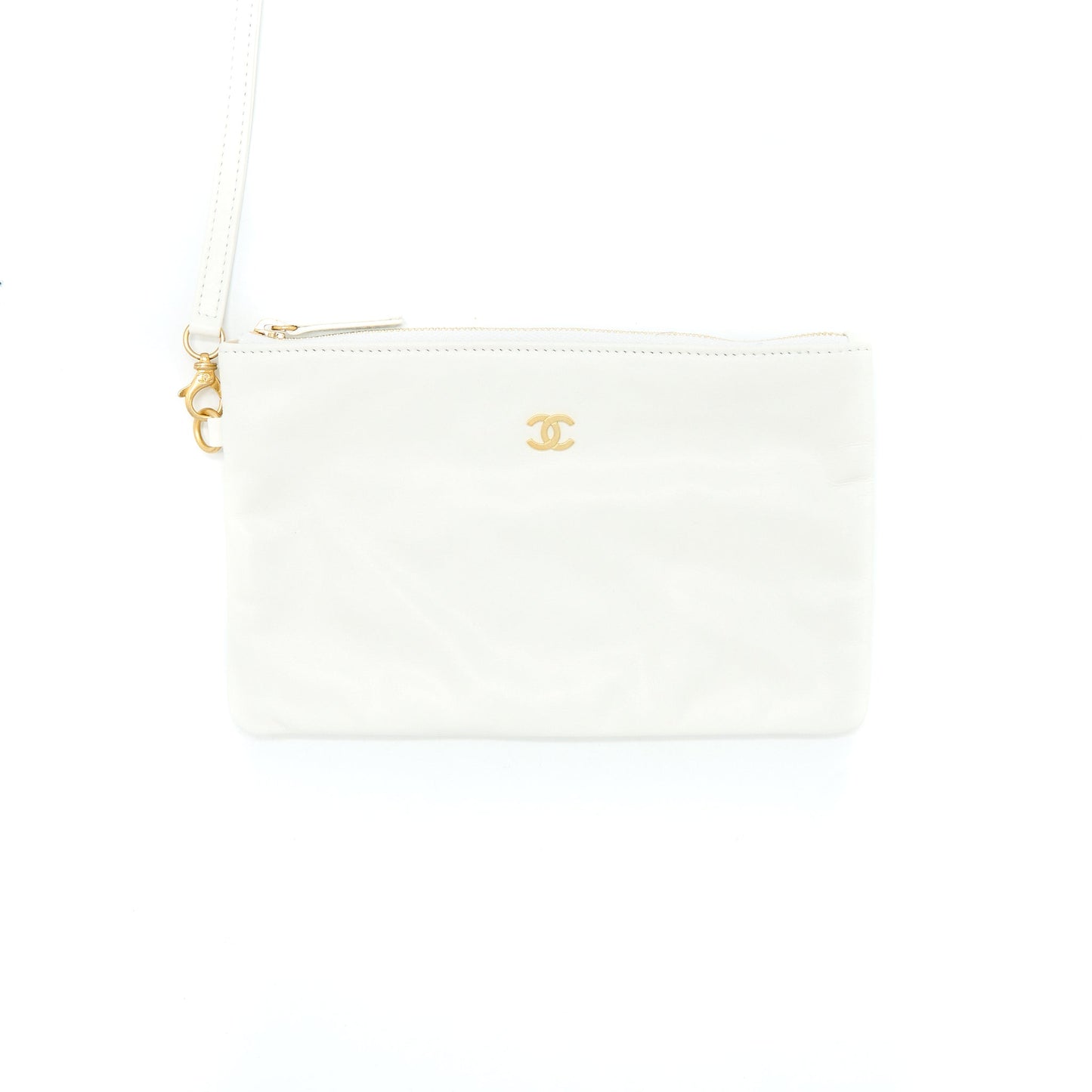 Chanel Large 22 Bag Calfskin White Brushed  (Microchip)